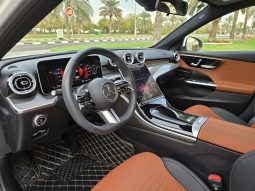 Mercedes-Benz C-Class C260 L full
